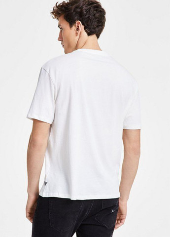 Молочна футболка Guess