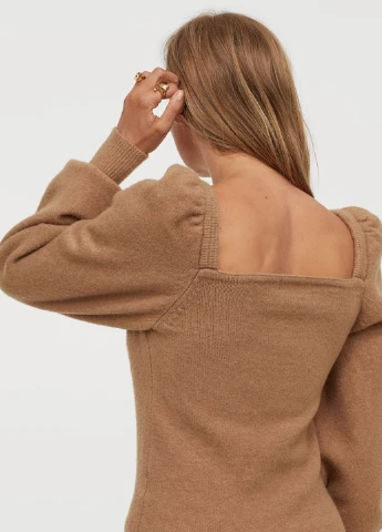 Бежевый демисезонный свитер H&M