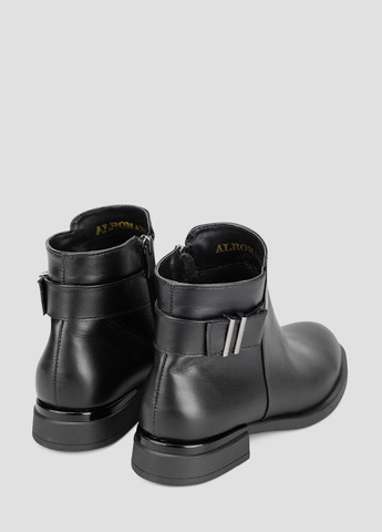 Осенние ботинки Alromaro с пряжкой
