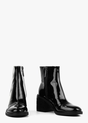 Черные демисезонная ботильоны Le'BERDES