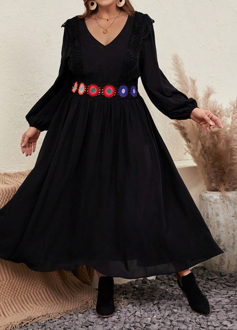 Черное кэжуал платье SHEIN с орнаментом