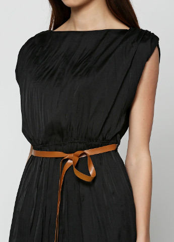 Черное кэжуал платье Brunella Bruni однотонное