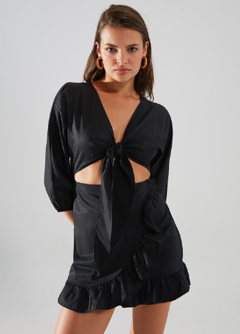 Чорна кежуал сукня Trendyol