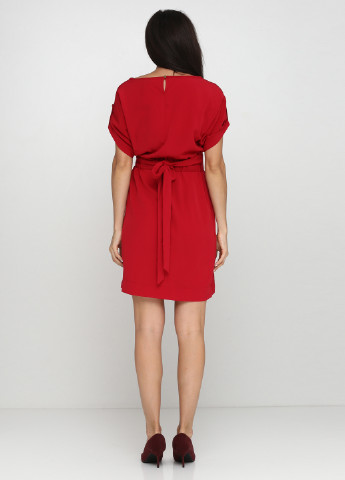 Красное кэжуал платье футляр Ageless однотонное