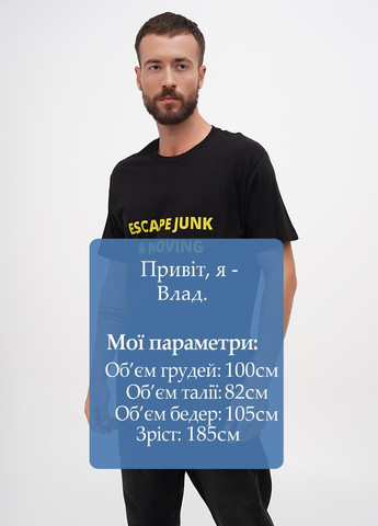 Черная футболка Hanes