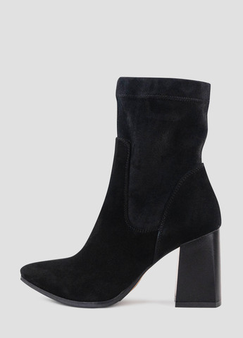 Черные осенние полусапоги Alromaro