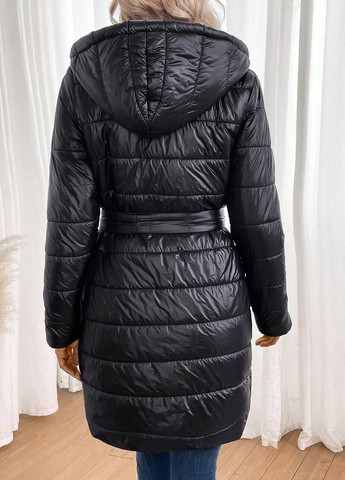 Черная демисезонная куртка SHEIN