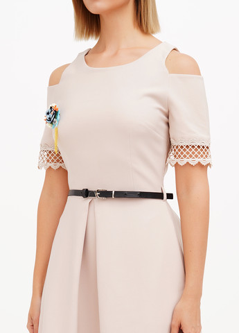 Бежева кежуал сукня кльош, з відкритими плечима Ciolla однотонна