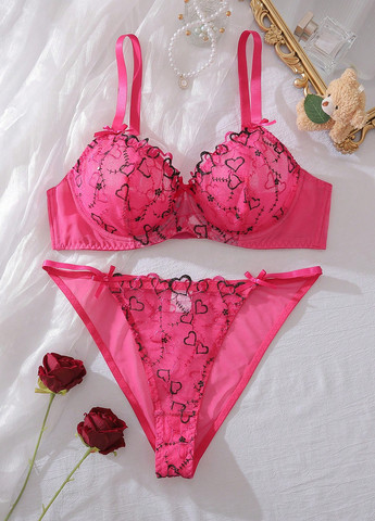 Розовый демисезонный комплект (бюстгальтер, трусики) SHEIN