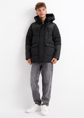 Черная демисезонная куртка C&A