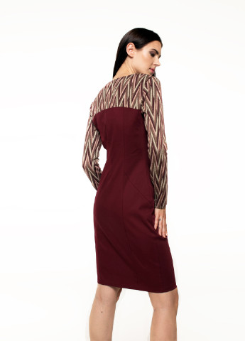 Бордовое кэжуал платье Dario Richi с геометрическим узором
