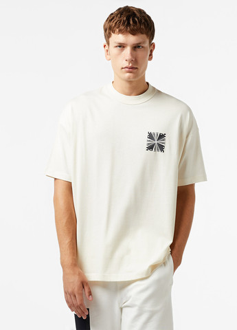 Молочная футболка UNITED4