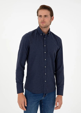 Темно-синяя кэжуал рубашка однотонная Pierre Cardin