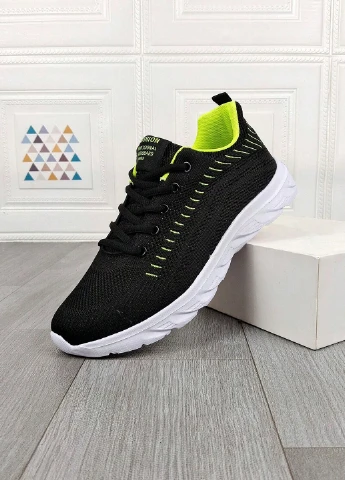 Черные демисезонные кроссовки SHEIN