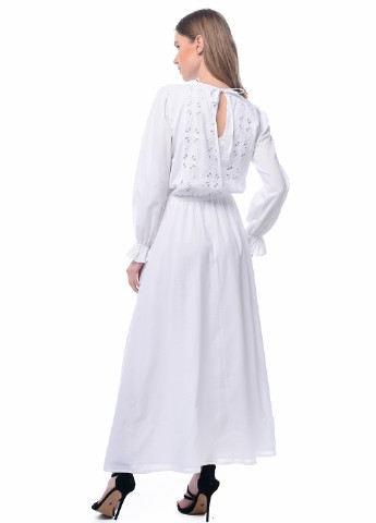 Белое кэжуал платье клеш Arefeva фактурное