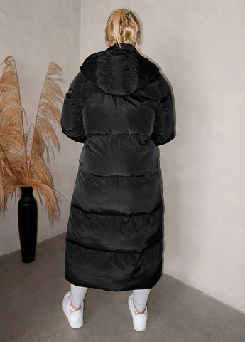 Черная зимняя куртка SHEIN