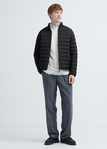 Черная демисезонная куртка Uniqlo