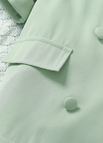 Світло-зелений літній костюм (піджак, шорти) з шортами SHEIN