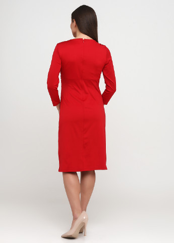 Красное деловое платье футляр Mark однотонное