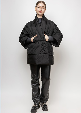 Черная демисезонная куртка CHIUAS