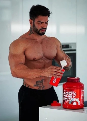 Протеїн 100% Whey Protein Professional 2350 g (Ice Coffee) Scitec Nutrition (256522735)