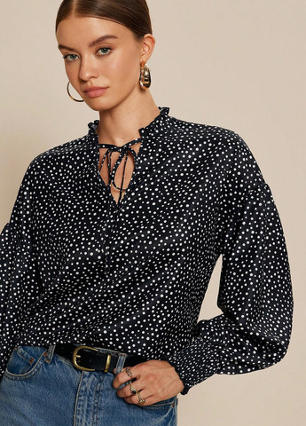 Чорна блуза SHEIN