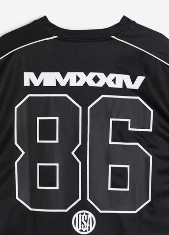 Черный демисезонный спортивный лонгслив H&M с надписями