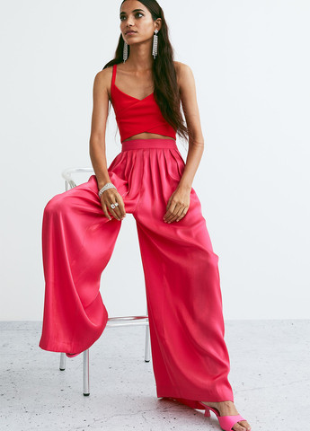 Розовые кэжуал демисезонные клеш, прямые, палаццо брюки H&M