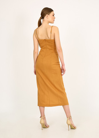 Горчичное кэжуал платье футляр Vicolo однотонное