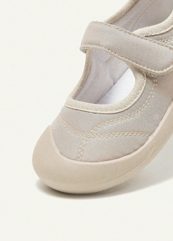 Светло-бежевые туфли на липучке SHEIN