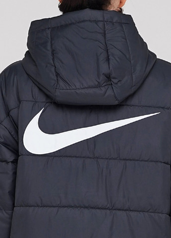 Чорна зимня куртка Nike