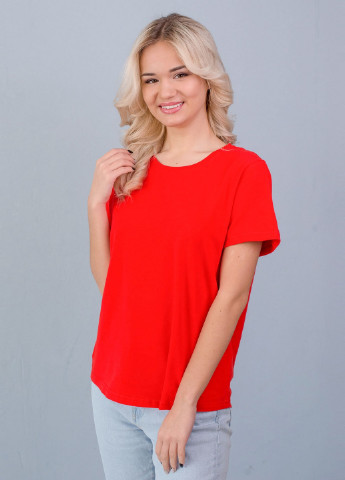 Красная всесезон футболка женская Наталюкс 41-2322