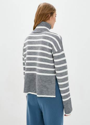 Серый демисезонный свитер Sewel