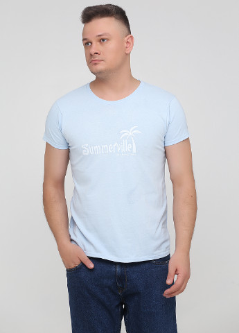 Світло блакитна літня футболка Gildan