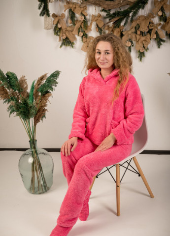 Фуксиновая всесезон женская теплая пижама с карманами кофта + брюки V.O.G.
