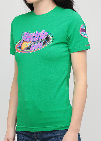 Салатовая летняя футболка Vking