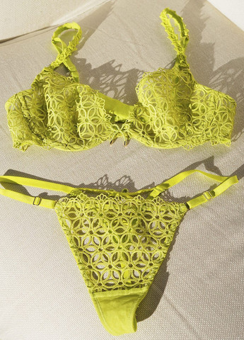 Трусики Victoria's Secret (330382686)