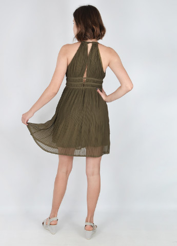 Оливкова (хакі) кежуал сукня плісована, кльош H&M однотонна