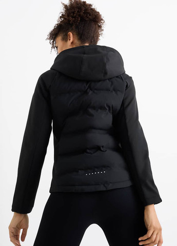 Черная демисезонная куртка C&A