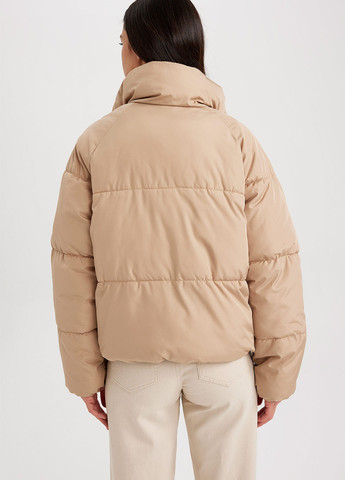 Бежевая зимняя куртка DeFacto