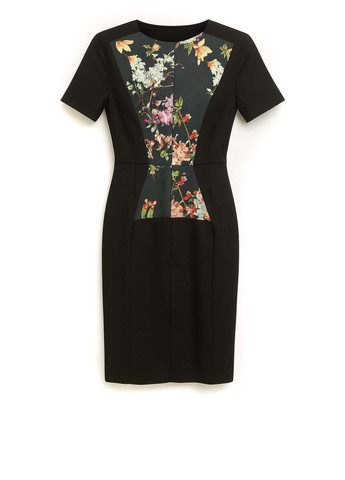 Черное кэжуал платье футляр Sassofono с цветочным принтом