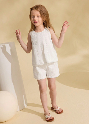 Белый летний костюм (блуза, шорты) SHEIN