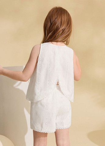 Белый летний костюм (блуза, шорты) SHEIN