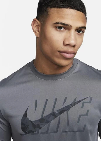 Сіра футболка dz2741-068 Nike Dri-FIT