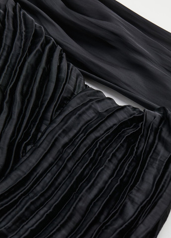 Черная демисезонная блуза на запах H&M