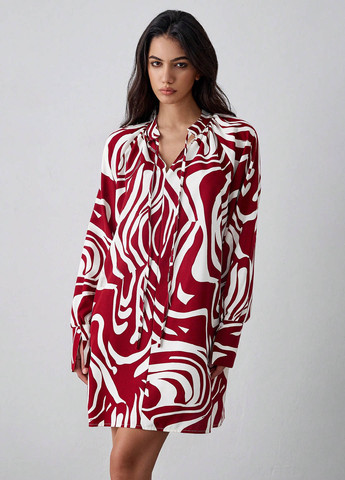Темно-красное кэжуал платье SHEIN с абстрактным узором