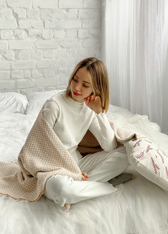 Молочна зимня піжами (лонгслів, штани) Kari Shop Atelier