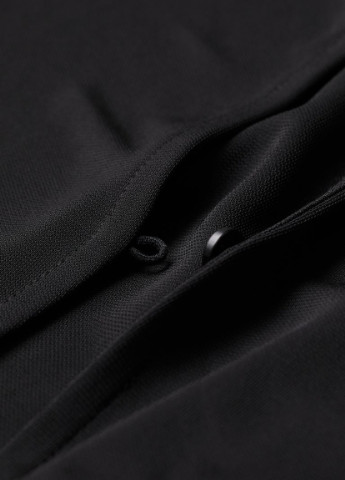 Черное кэжуал платье с драпировкой H&M однотонное