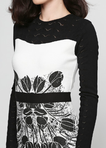 Черно-белое кэжуал платье футляр Sassofono с цветочным принтом