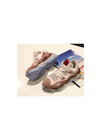 Рожеві осінні кросівки жіночі chunky sneakers rose Berni Fashion 57609